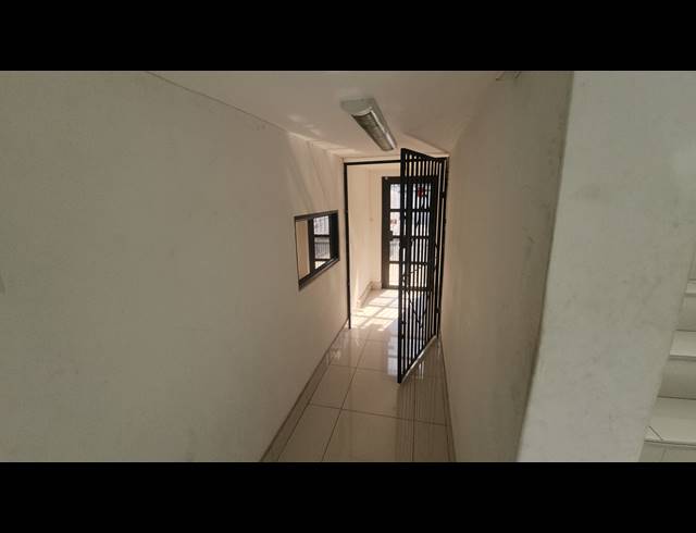 2,400M² WAREHOUSE FOR SALE IN NORTH BEACH